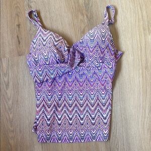 Island Escape Swim Top Size 6